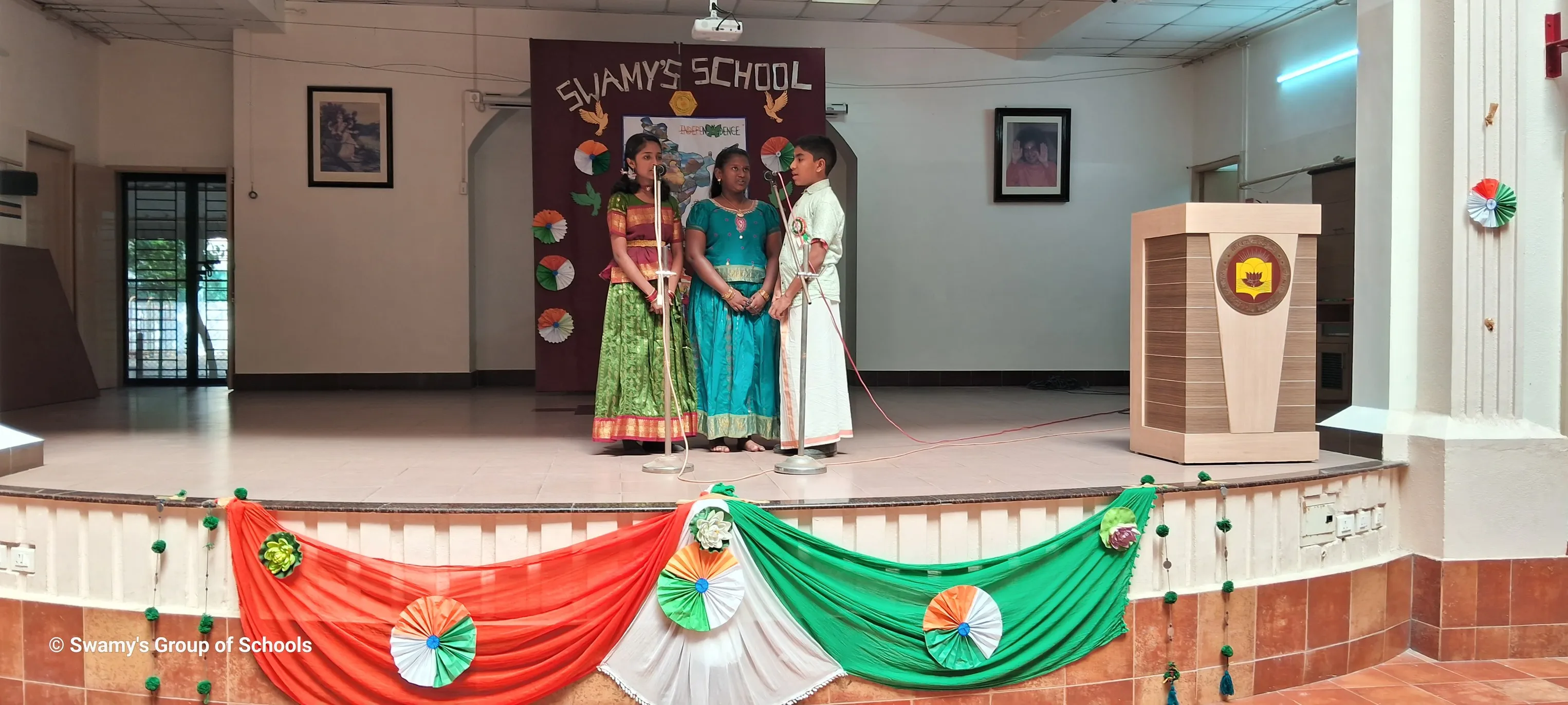 Students singing Vande Mataram filling our hearts with pride and joy